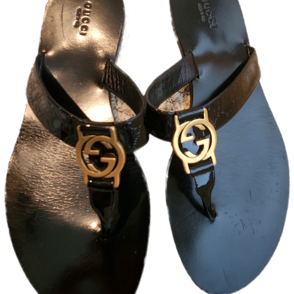 EUC Gucci sandals with gold hardware - Picture 5 of 12